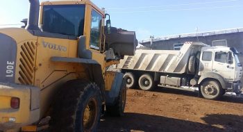 عملیات خاک برداری و بازگشایی خیابان 14 متری کوی فرهنگیان