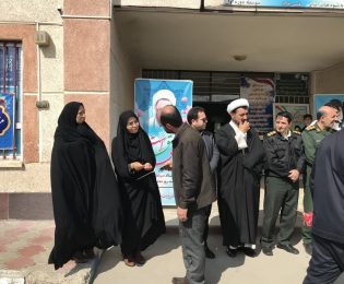 برگزاری زنگ سپاس معلم در مدرسه شهید چمران با حضور مسوولین شهرستان واعضای شورای شهر خلخال
